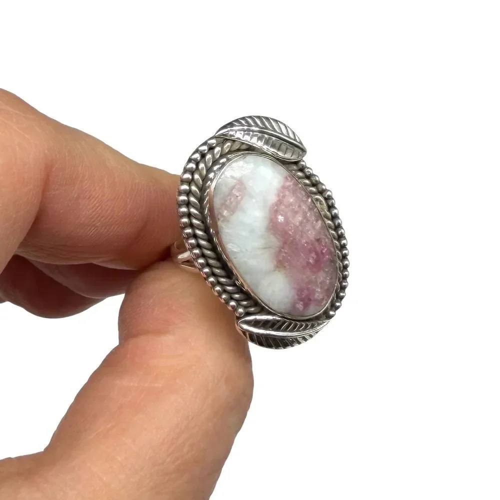 Cinnabar Ring Size 7 Solid 925 Sterling Silver Etched Leaves Oval